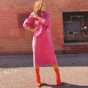 Vintage Pink Long Sleeve Midi Dress